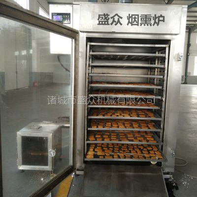 哈尔滨红肠烟熏炉 制作红肠烟熏炉红肠烟熏炉价格  大型腊肉熏制加工设备  烟熏腊肉机器  烟熏鸭肉机器