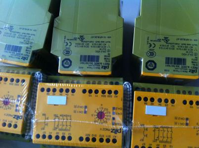 772002 PNOZ mm0.2p安全继电器