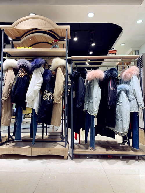 正品女装折扣店品牌派客服女装品牌折扣清仓批发  女装批发拿货  便宜批发女装  衣服女装批发