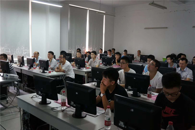 肇庆数控加工培训中心—中智天翔数控培训  厂家价格