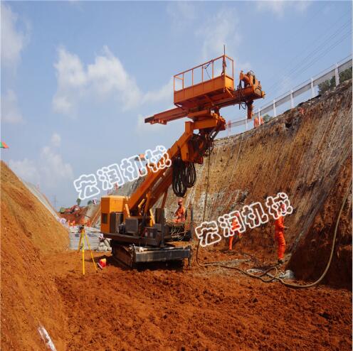 链轨式锚固钻车 建筑地下室护坡锚杆钻机  边坡支护锚索钻机  隧道锚杆钻机  廊道护坡锚杆钻机