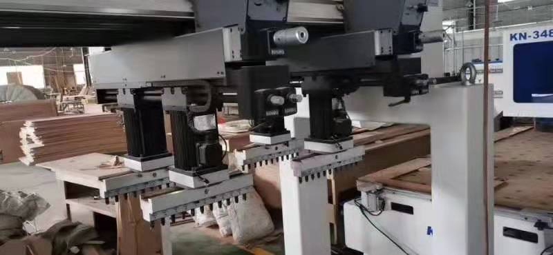 出售二手木工机械极东KDT-960A 9排钻多轴钻床&nbsp;&nbsp;二手极东9排钻&nbsp;&nbsp;二手木工钻床&nbsp;&nbsp;家具制造设备