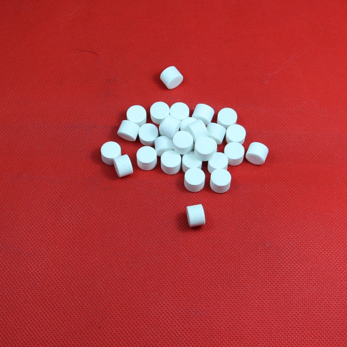 高纯金属 二氧化铪  颗粒，片状  粉末状，靶材