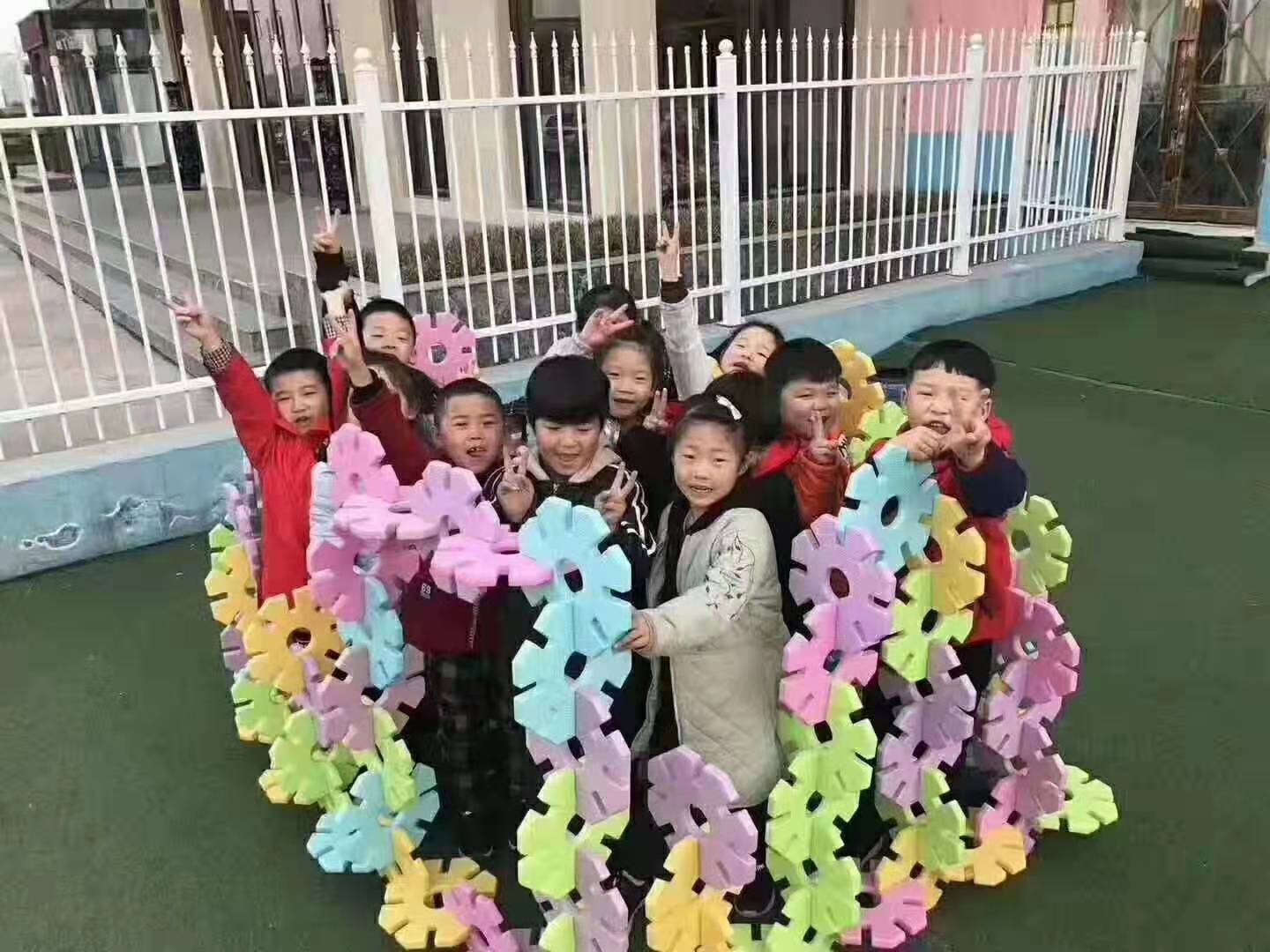 雪花围栏拼插&nbsp;&nbsp;草坪&nbsp;&nbsp;地胶&nbsp;&nbsp;踏步