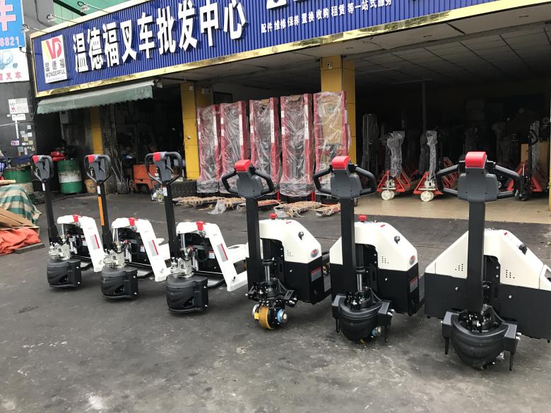 宝安沙井松岗福永公明出售2T温德福全电动搬运车  手拉车  鸿福叉车  油桶车