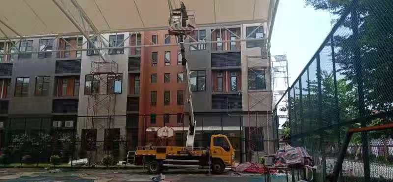 哪家的曲臂式高空作业车好  云梯车  登高车