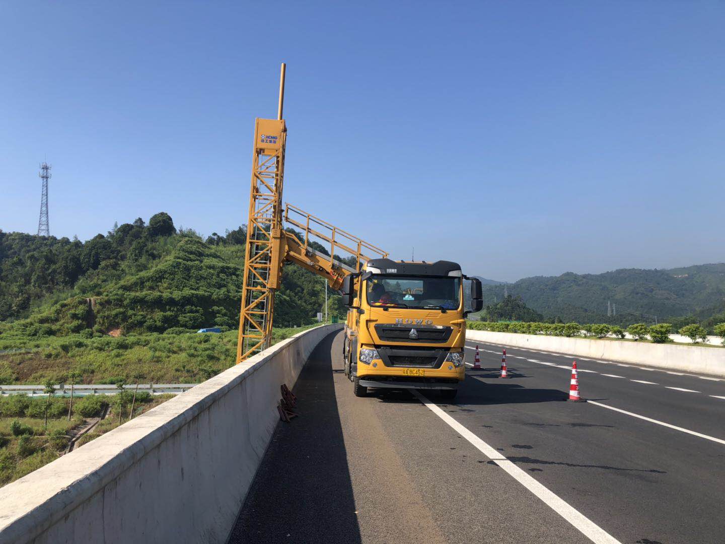 桥梁检测车大桥专用高空的桥检车租赁  桥梁检测车出租  桁架式桥梁检测车