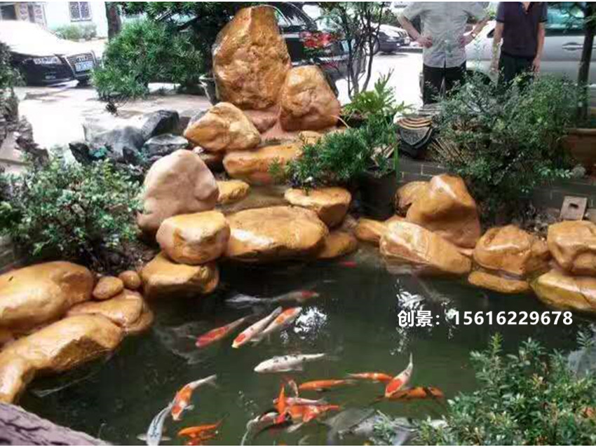 批发大型黄蜡石 黄蜡驳岸石 草坪踏步石
