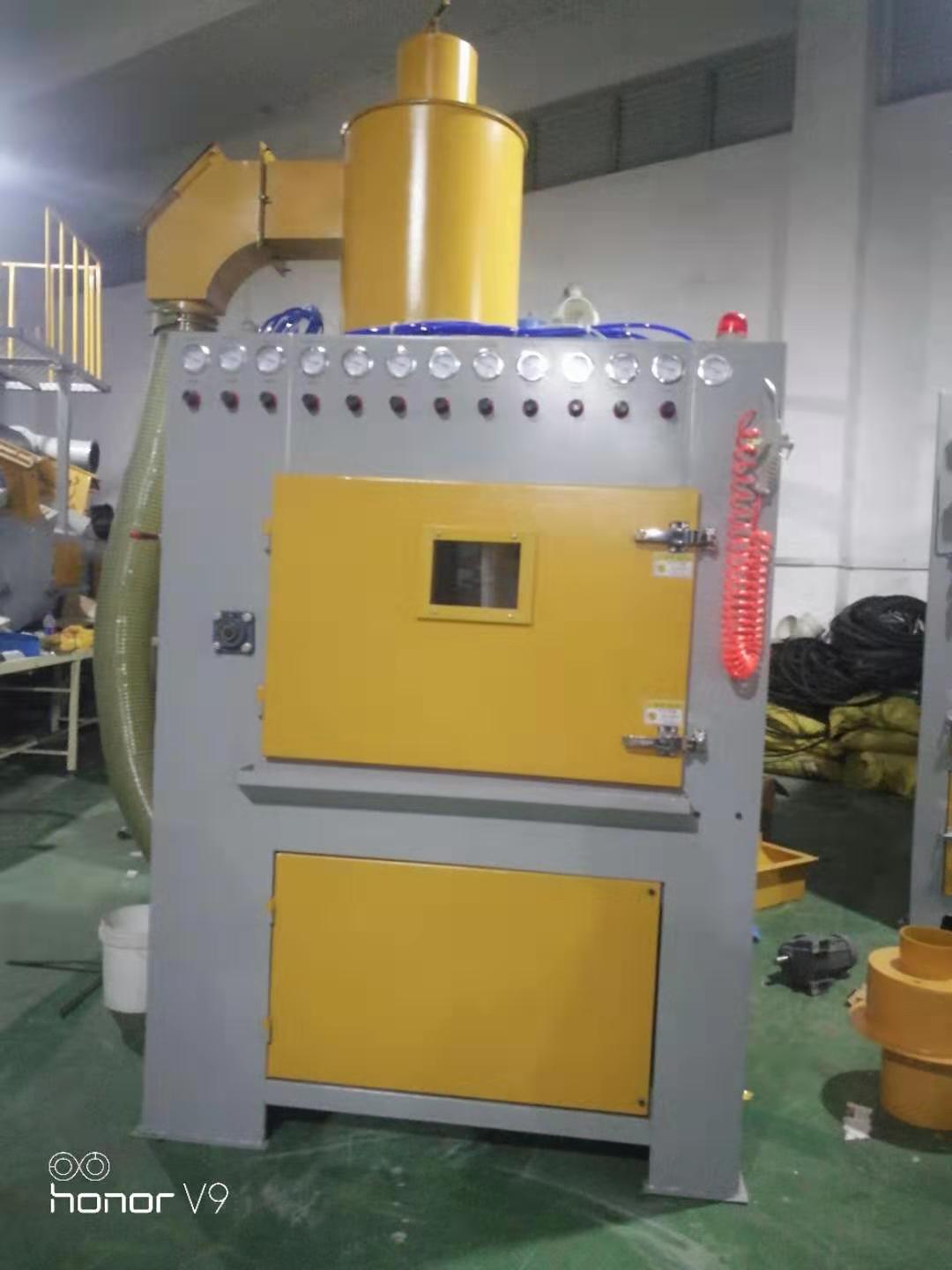 全自动发热盘大型转盘式自动喷砂机厂价直销定制  大型自动喷砂机