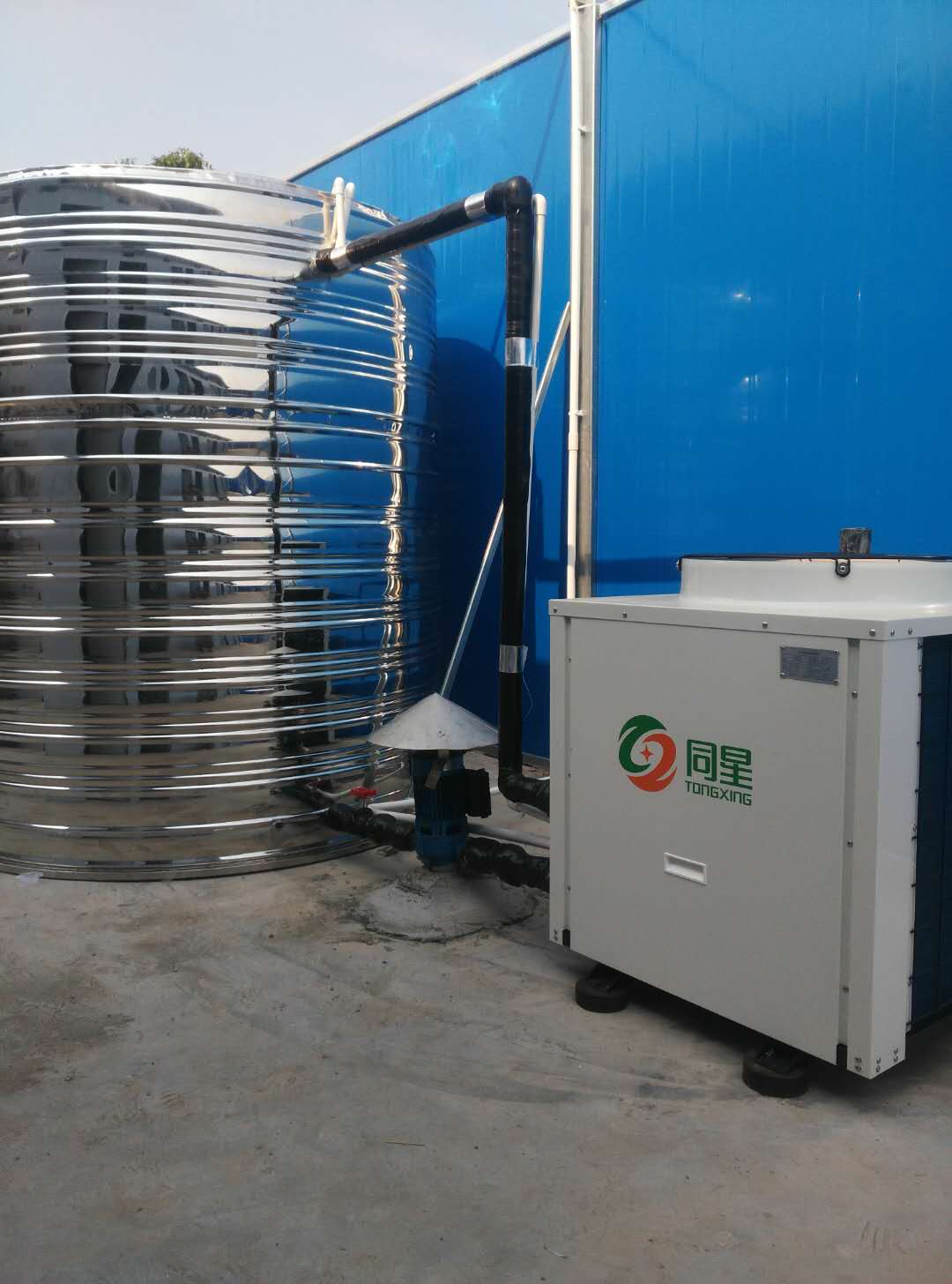 东莞桥头宿舍10吨热水工程工厂直销 包上门安装  空气能热水器  空气能热水机
