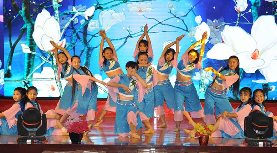 完美演绎 重在执行 共享晚会盛宴  垂直循环  立体车库  智能立体停车场