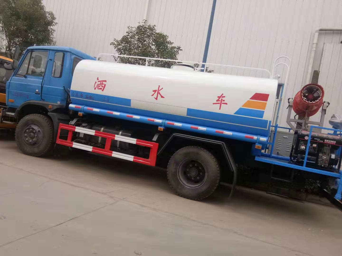 东风2方绿化洒水车生产销售  东风多利卡洒水车  东风洒水车