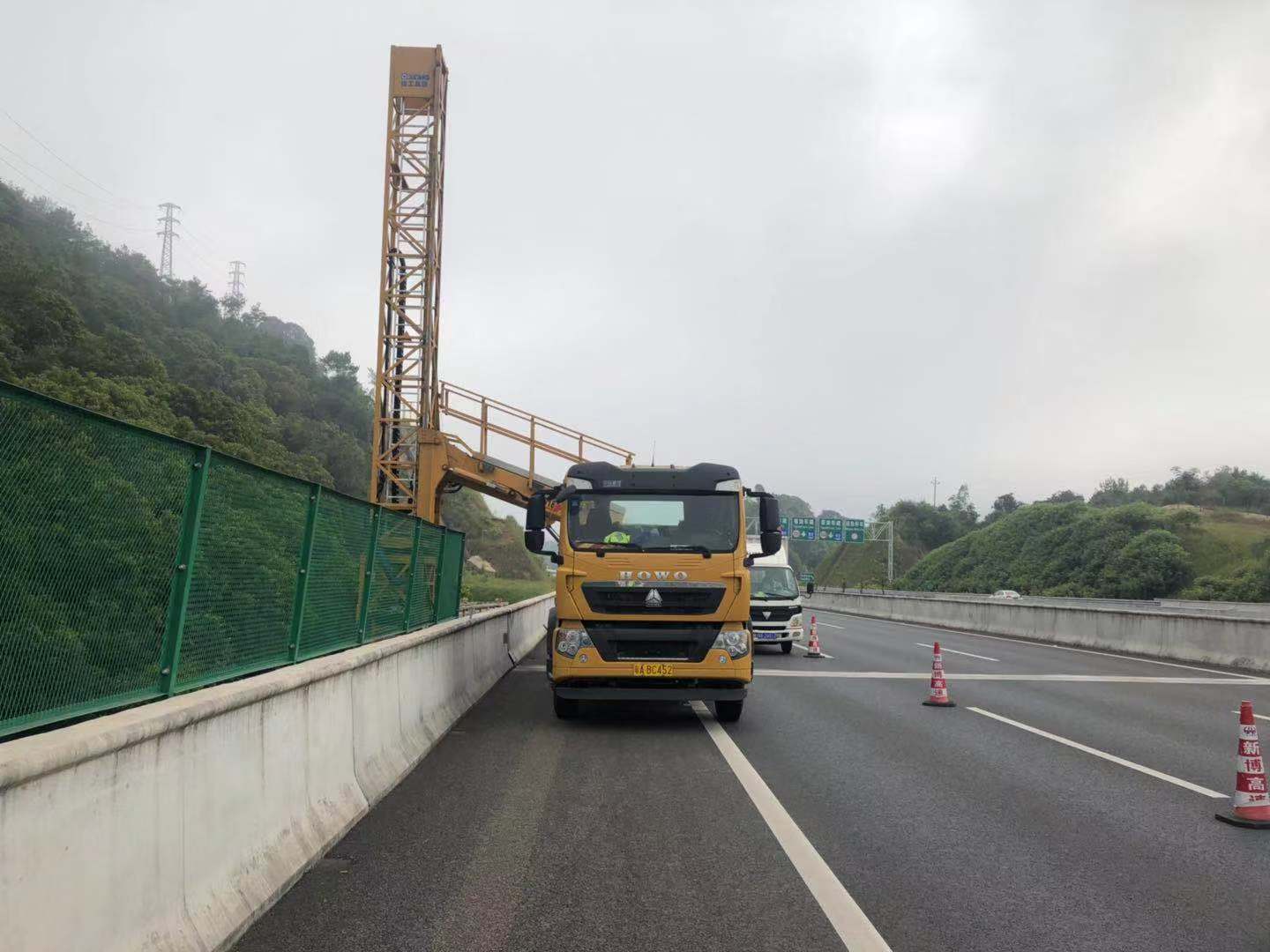 湛江桥检车车出租 桥梁检测车租赁公司 欢迎来电  桥检车出租  桥梁检测车出租  桥检车租赁