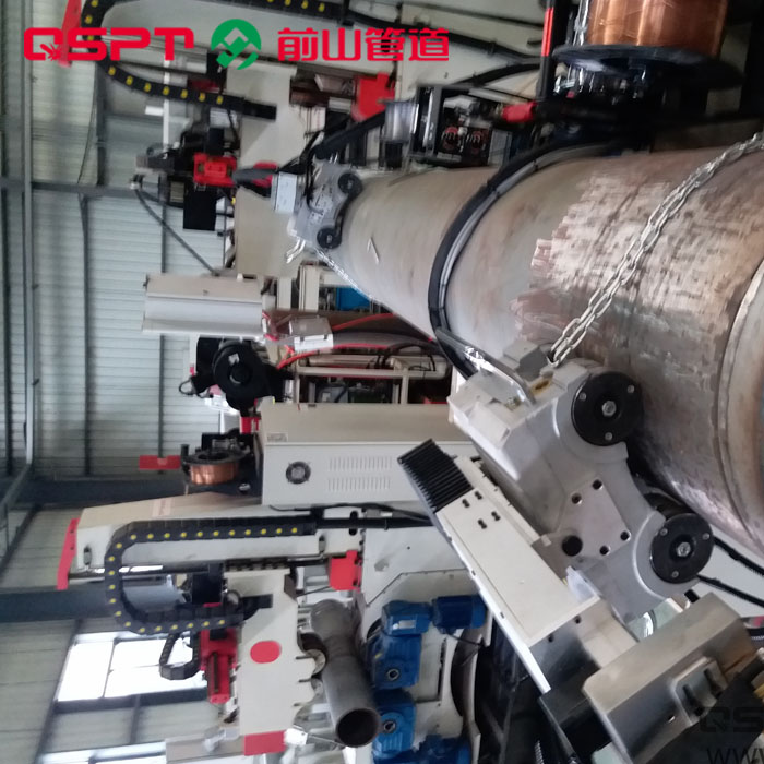 小型自动焊接操作机，自动爬行焊接机，前山管道  自动焊接机  小型自动焊机