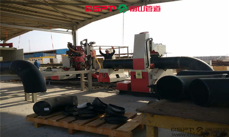 自动焊机，悬臂焊机小车，管道预制焊接中心  自动焊接中心  管道焊接设备  自动焊接机