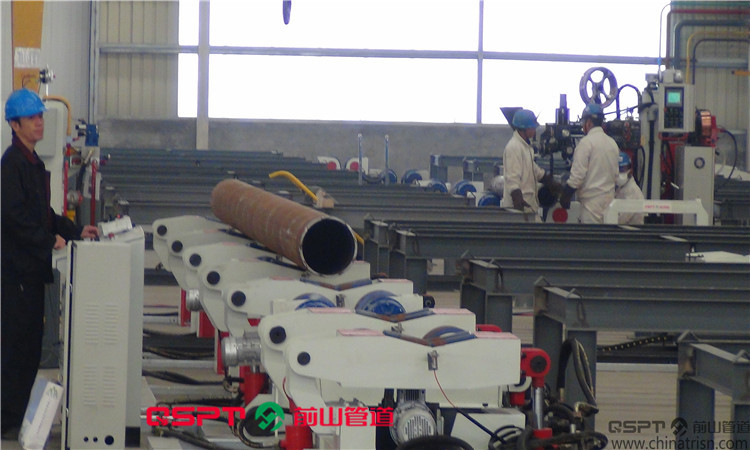 管管回转自动焊接中心，前山管道  管道预制焊接设备  管管接长设备