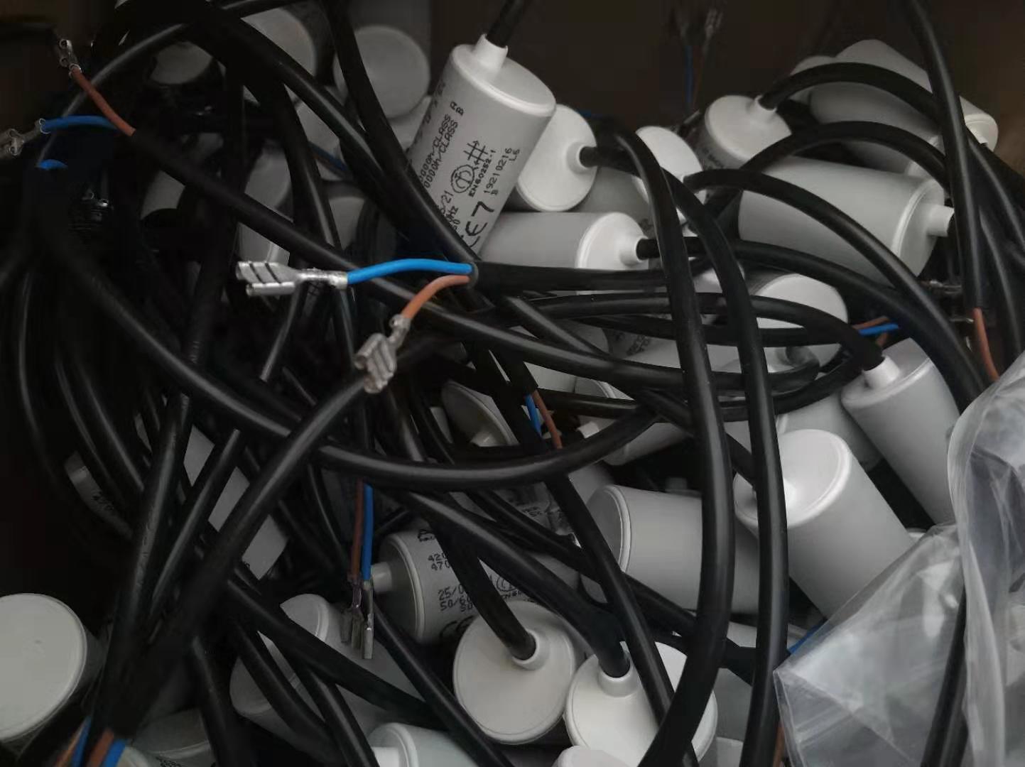 意大利ARCOTRONICS1.27.4ACH马达运行电容  KEMET/ARCOTRONICS  1.27.4ACH 7uF
