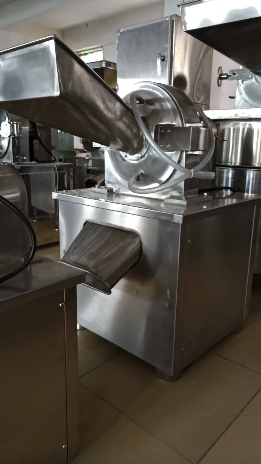 鹤壁哪里有味精粉碎机卖&nbsp;&nbsp;鹤壁味精粉碎机