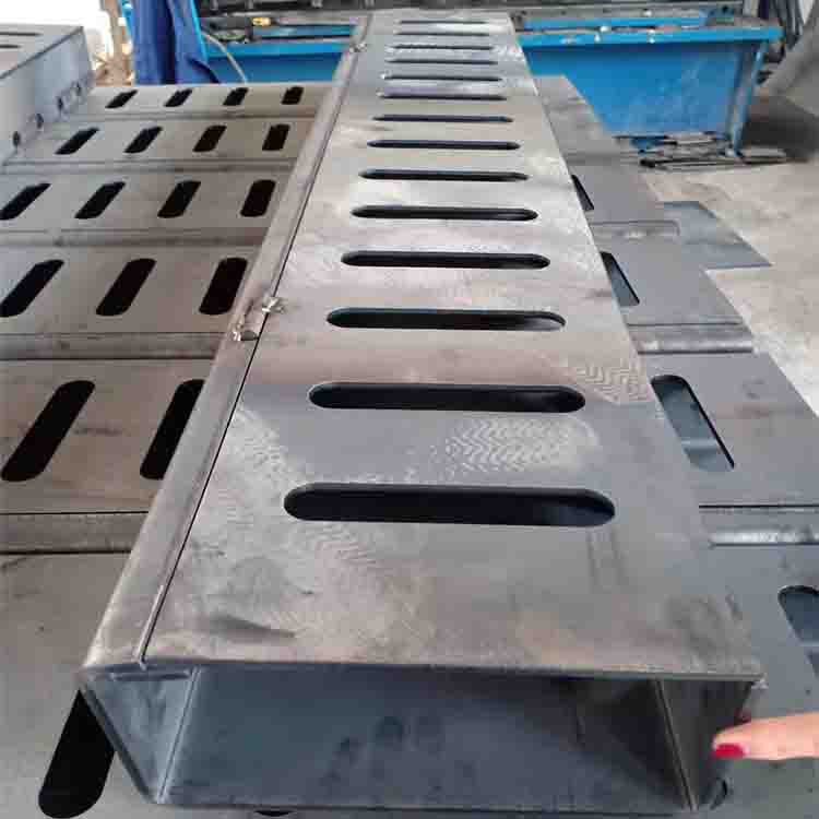 路面排水沟平度U型排水沟生产厂家 预制排水沟