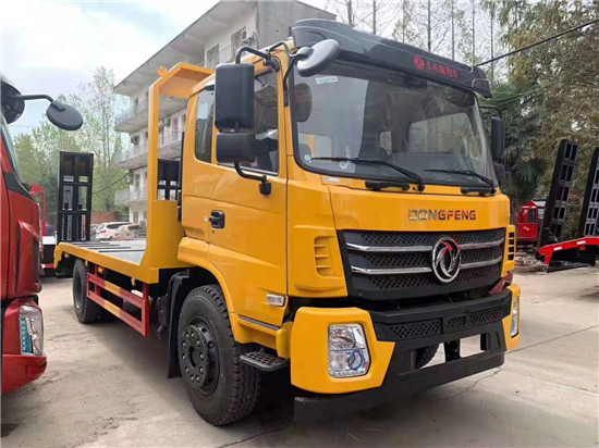 拖15吨左右的挖机拖车 4X2单桥系列勾机板车  江淮挖机拖车  东风挖掘机运输车  解放勾机板车
