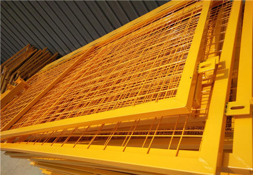 防止安全隐患所用的护栏网 基坑护栏网 哪里有卖的  浸塑加工  不锈钢