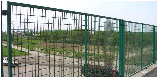 武汉桥梁护栏厂家 浸塑加工 不锈钢丝  桥梁护栏网  厂家直销