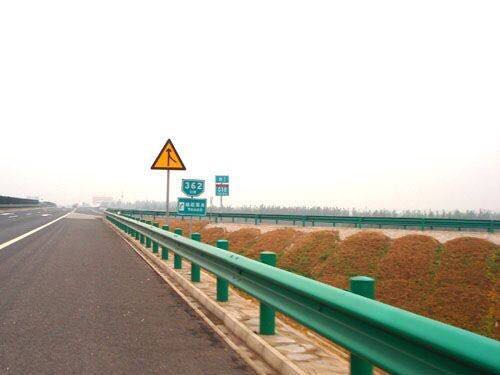 高速公路护栏板厂家定销售 提供护栏板配件  高速护栏板