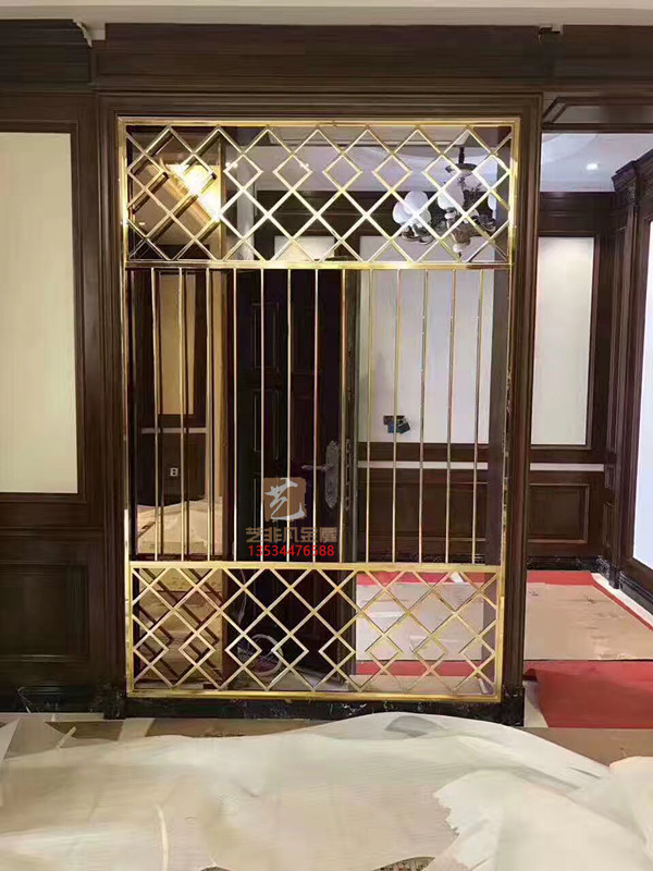 餐厅花格新中式屏风增添了设计艺术的感觉  雕刻屏风  隔断屏风  花格屏风