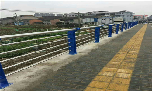 大同镀锌喷塑防腐护栏立柱供应商