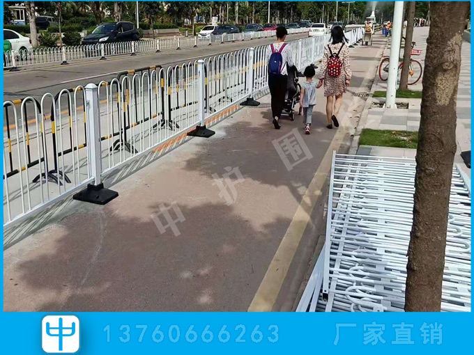 江门道路提升改造工程 车行道护栏安装 甲型护栏