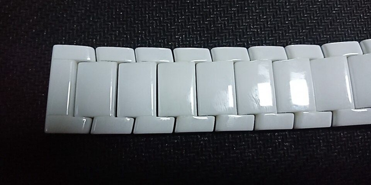 白色弧形口陶瓷表带宽度22mm陶瓷手表带