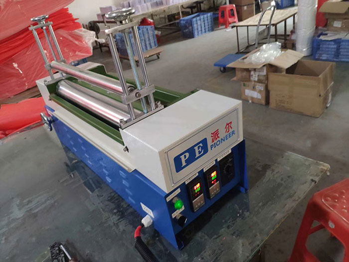 热熔胶机在工业的发展趋势  珍珠棉热熔胶机  热熔胶机厂家