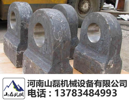太原PCH1416方箱锤石破碎机高络合金锤头配件  箱式破碎机锤头  高络合金垂头  耐磨锤头