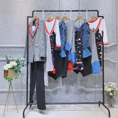 星期天女装,品牌服装女装折扣批发货源  雪莱尔
