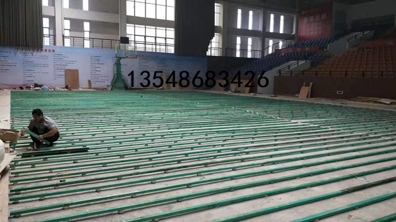 渝中室内运动场实木篮球地板施工&nbsp;&nbsp;篮球木地板&nbsp;&nbsp;篮球运动木地板&nbsp;&nbsp;篮球馆木地板
