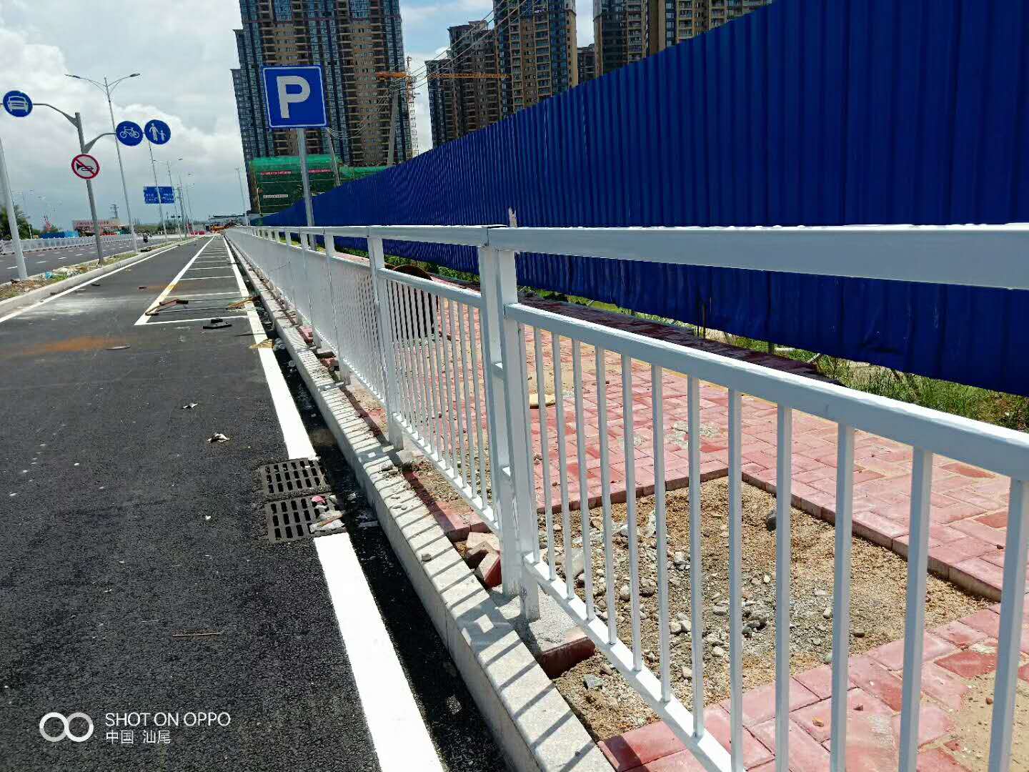清远市政护栏现货 从化广告板围栏厂家  护栏厂  公路护栏