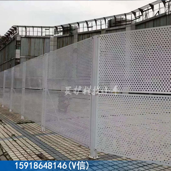 惠州工地围挡现货 冲孔板围栏批发  小区围栏  基坑护栏网  护栏厂家