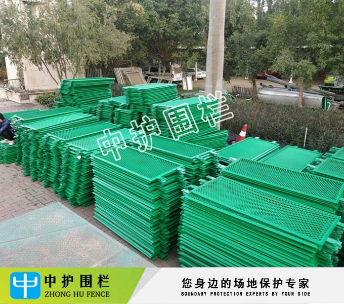供应桥梁防护网 车道中间防眩网 阳江钢板网厂