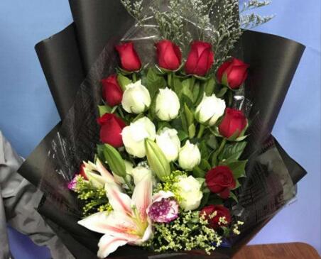 告白鲜花崇尚美好与自然 带来清香与幸福  告白花卉