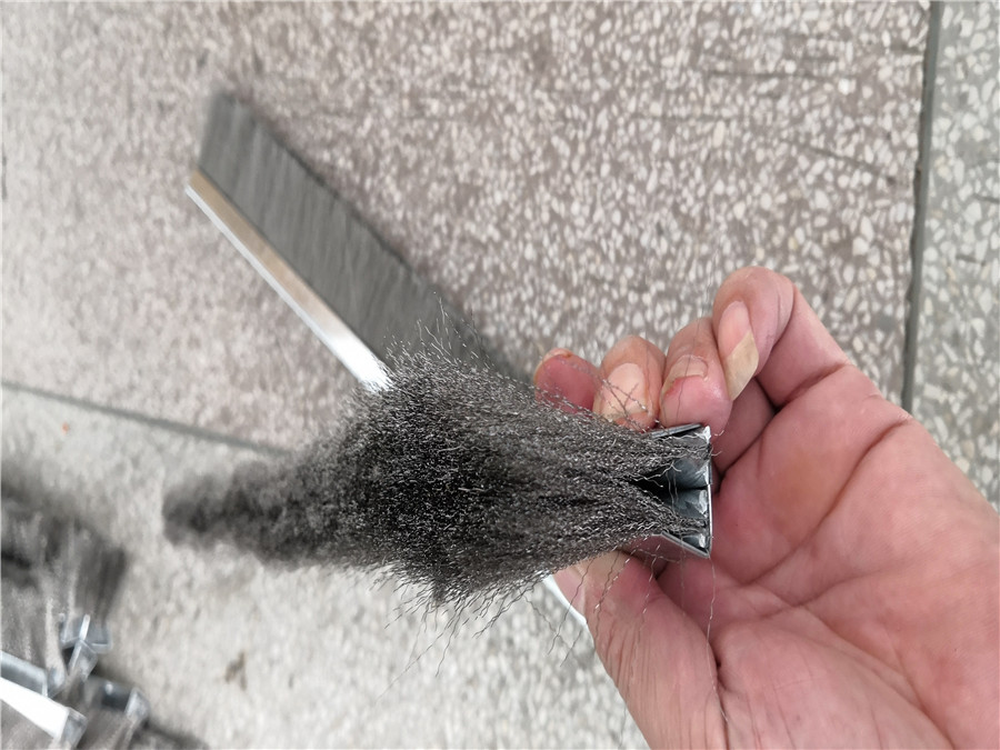 水泥厂回转窑头窑尾弹性密封金属丝刷式密封  回转窑密封  钢刷密封发