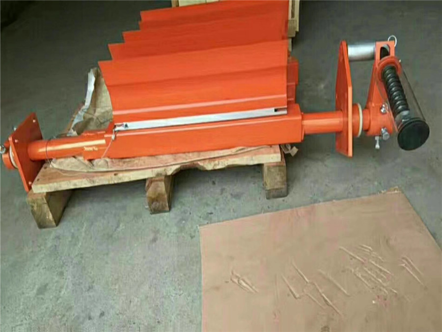 输送带重型马丁刮板清扫器 重型头道刮料器清扫器  马丁刮料器  重型马丁刮料器
