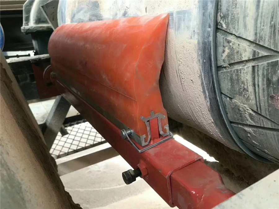 输送带重型马丁刮板清扫器 重型头道刮料器清扫器  马丁刮料器  重型马丁刮料器