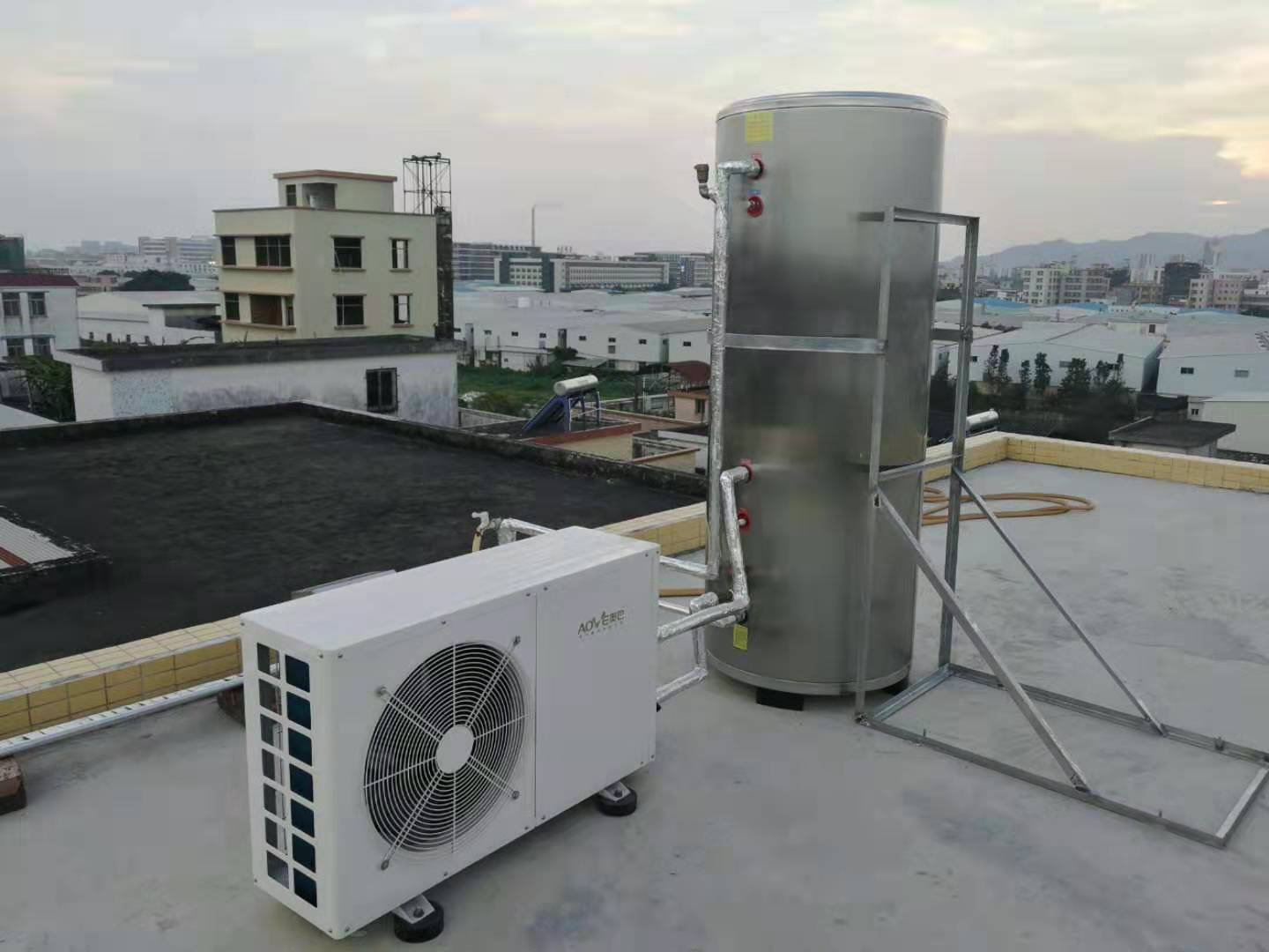 广东省湛江市吴川市出口OEM泳池热泵生产厂家  商用机热水设备  代理加盟