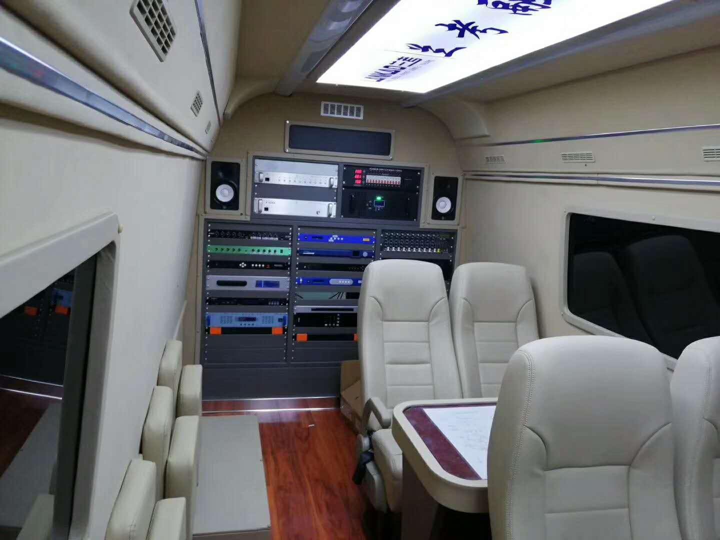 三所广电广播调频车  广播直播车
