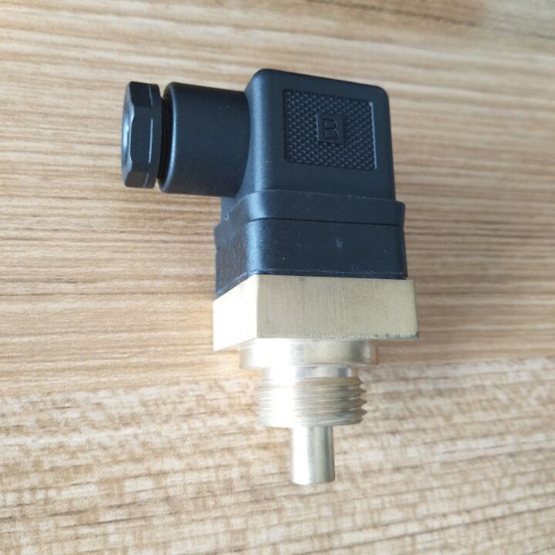 204.060.15GO.2.S1.IP65温度开关  温度传感器  温度变送器