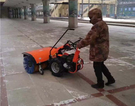 太原运城大同手扶式扫雪机  太原扫雪机  大同扫雪机  运城扫雪机