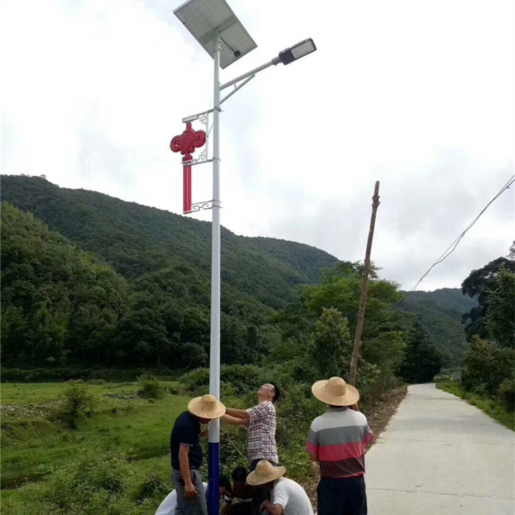 郑州太阳能路灯安装批发工厂  郑州光之华老路灯厂  郑州太阳能路灯批发  郑州太阳能路灯工厂