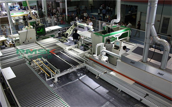 定制家具柜体数控开料机厂家