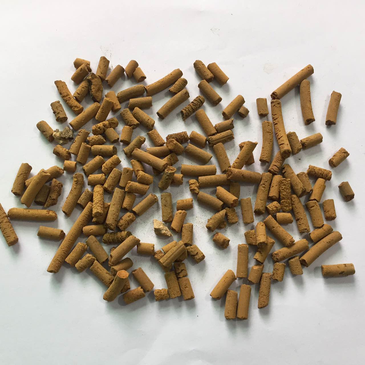 氧化铁脱硫剂用于煤气净化 脱硫剂厂家 氧化铁脱硫剂价格