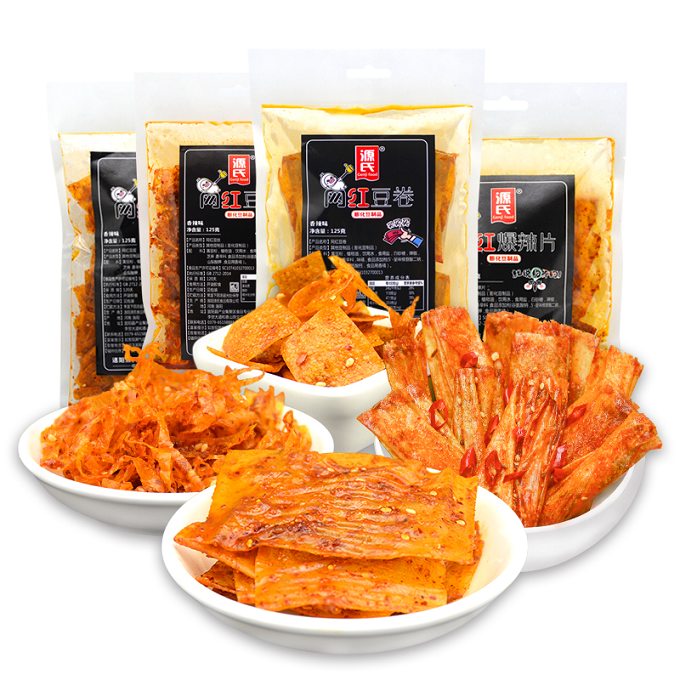 新疆麻辣休闲零食配送石河子市源氏网红辣条招商贴牌  网红辣条批发  辣调配送  辣条经销